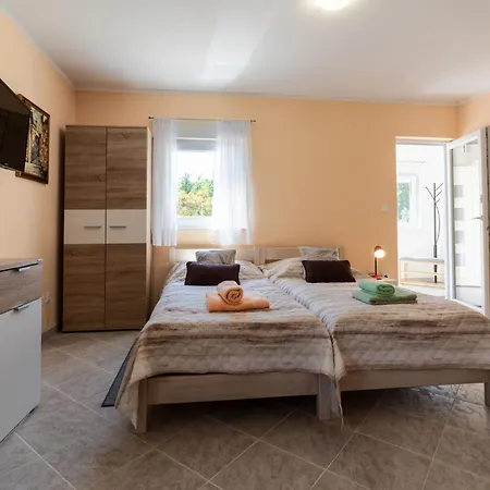 Romana By Interhome * Jurdani